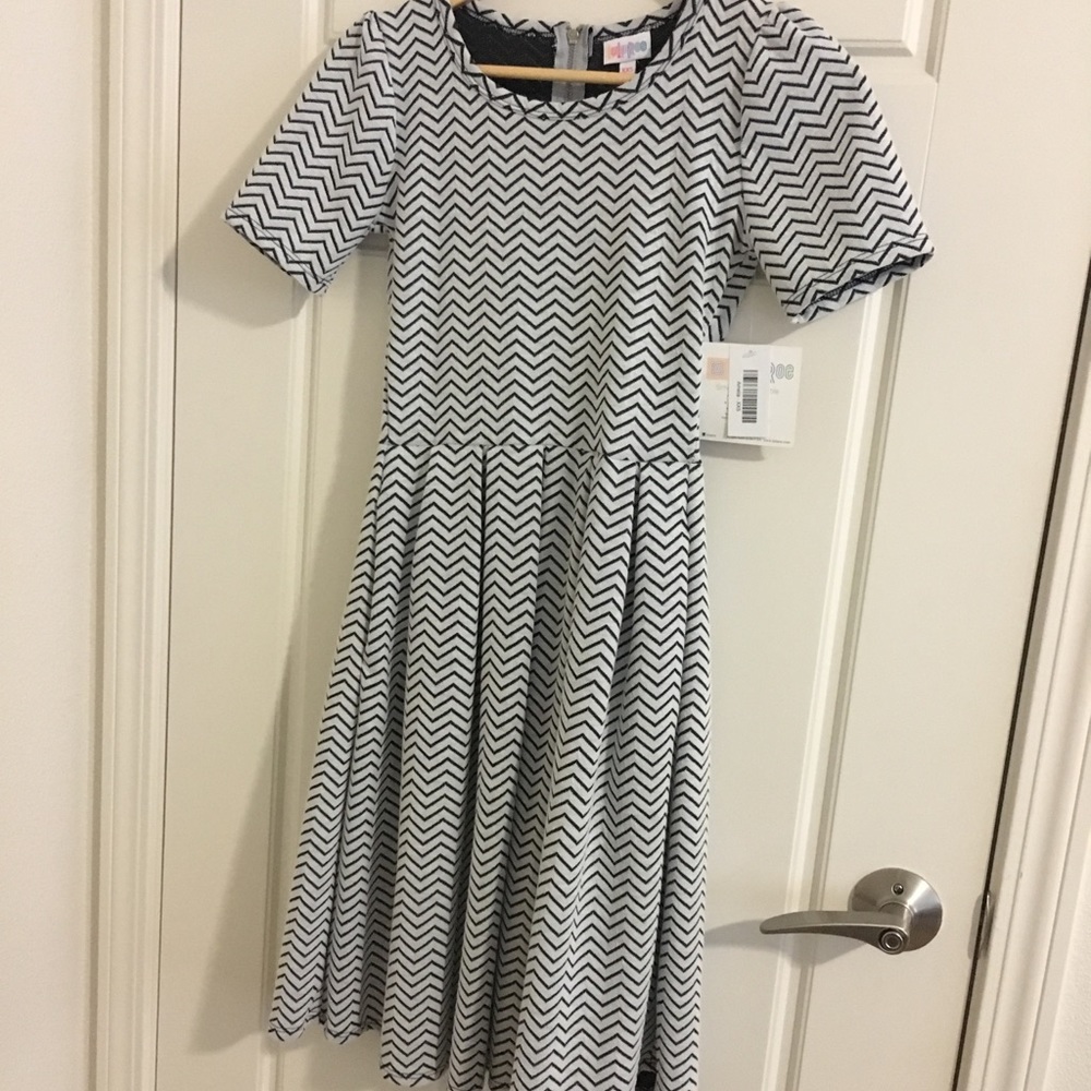 Lularoe Amelia dress